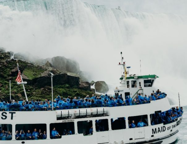 Niagara Falls Canadian Side Tour