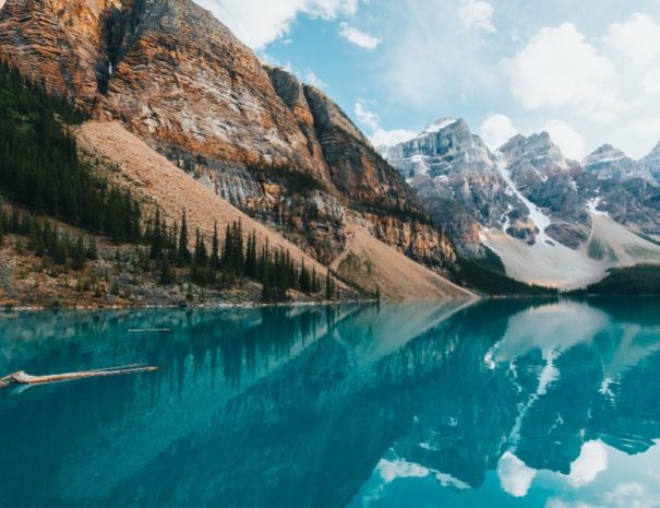 Moraine Lake Tour