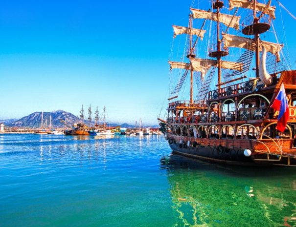 Alanya Pirate Boat tour