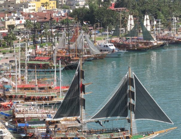 Alanya Pirate Boat tour