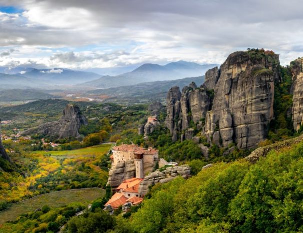 Meteora tour from Thessaloniki