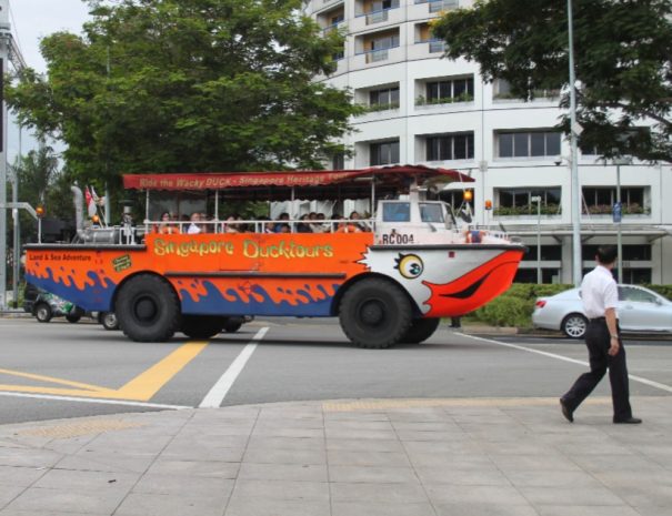 Singapore Duck tour